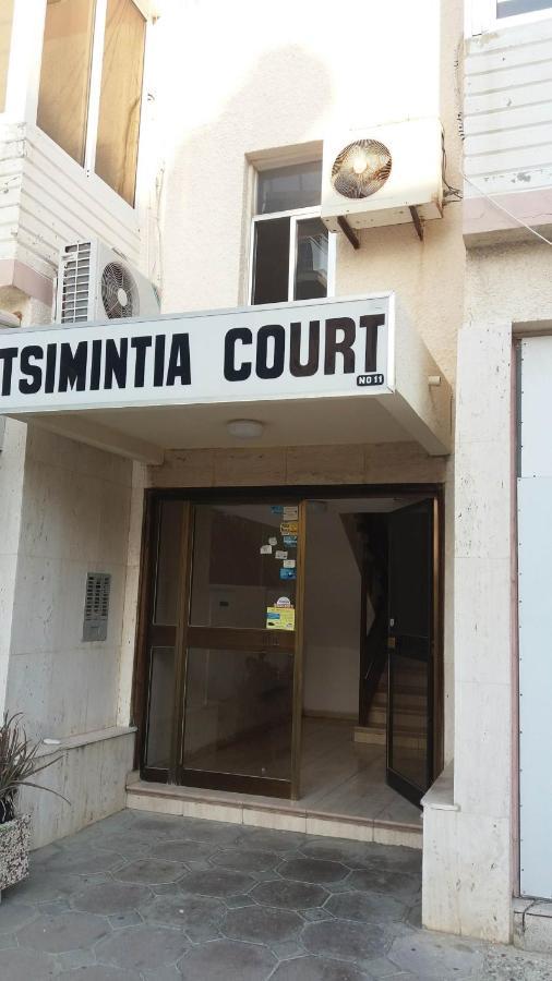 1 Bedroom Apartment Larnaca Dış mekan fotoğraf